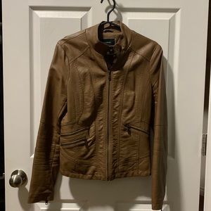 Le chateau leather Jacket
